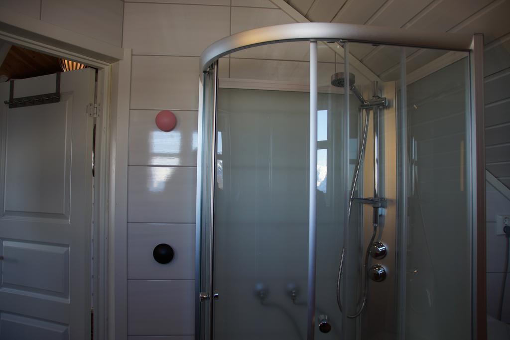 Aaroybukt Guesthouse Aroybukta Luaran gambar