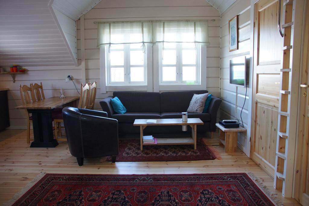 Aaroybukt Guesthouse Aroybukta Luaran gambar