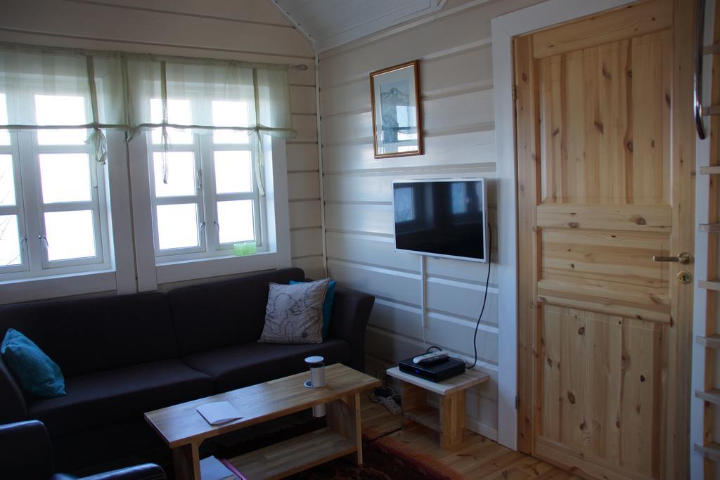 Aaroybukt Guesthouse Aroybukta Luaran gambar